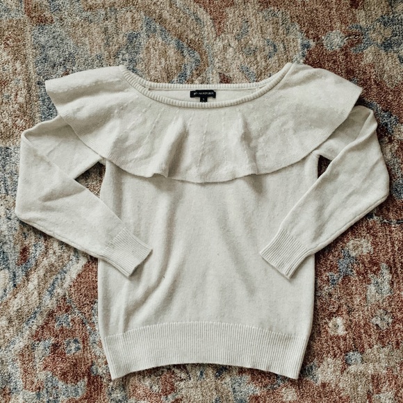 Banana Republic Sweaters - Banana republic sweater